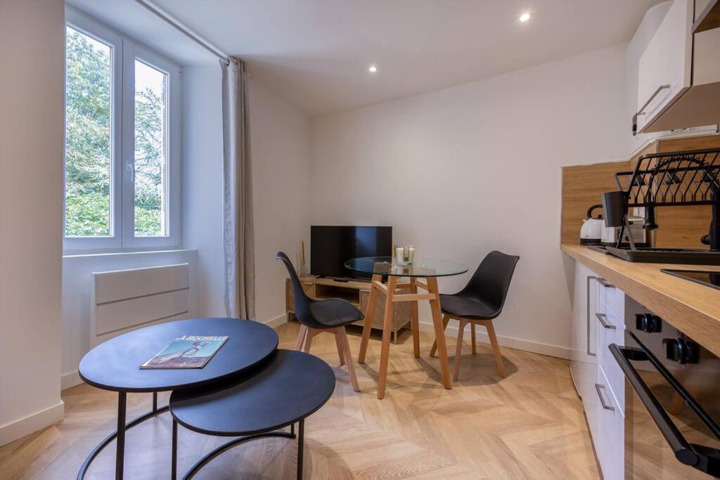 Le Cocon Urbain En Hyper Centre Apartment La Rochelle  Exterior foto