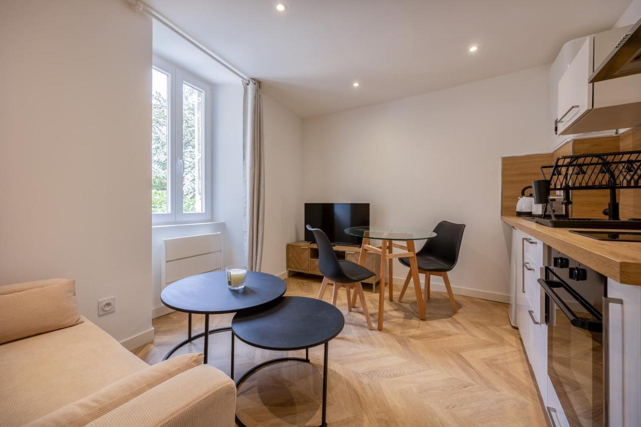 Le Cocon Urbain En Hyper Centre Apartment La Rochelle  Exterior foto